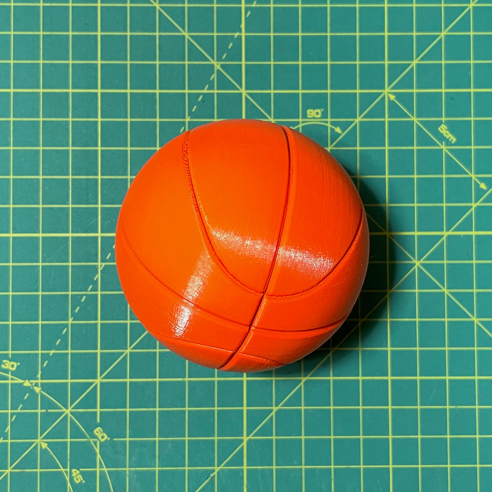 Puzzle esférico 3D BKT de 7,5 cm en naranja flúor, armado
