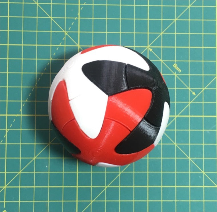 Puzzle esférico 3D BRZ de 7,5 cm en blanco + rojo + negro, armado