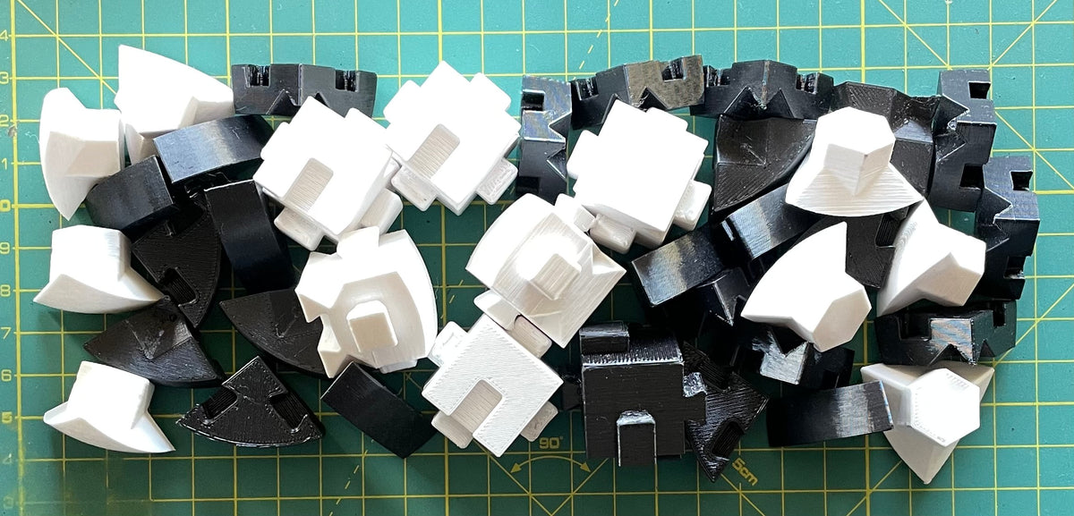 Puzzle esférico 3D RUS de 7,5 cm en blanco + negro, con las piezas sueltas