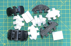 Puzzle esférico 3D SKV mini de 5 cm en blanco + negro, con las piezas sueltas