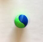 Puzzle esférico 3D SWG de 5 cm en azul + verde flúor, armado